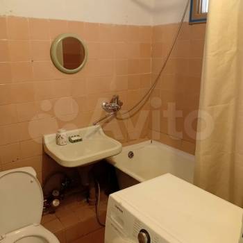 Сдается 1-комнатная квартира, 35 м²