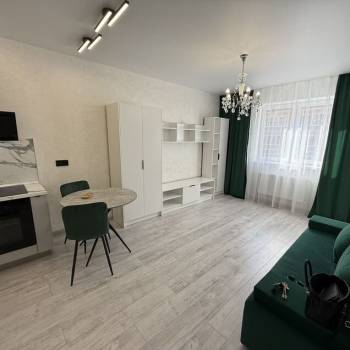 Продается 1-комнатная квартира, 39 м²