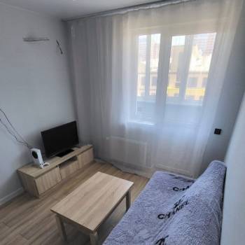 Сдается 1-комнатная квартира, 37,5 м²