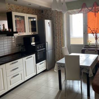 Продается 3-х комнатная квартира, 76 м²