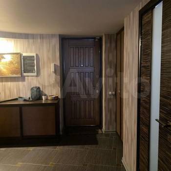 Продается 3-х комнатная квартира, 138 м²