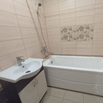 Продается 1-комнатная квартира, 38,8 м²