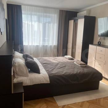 Сдается 1-комнатная квартира, 40 м²