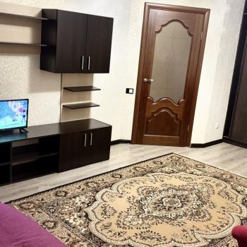 Сдается 1-комнатная квартира, 38 м²