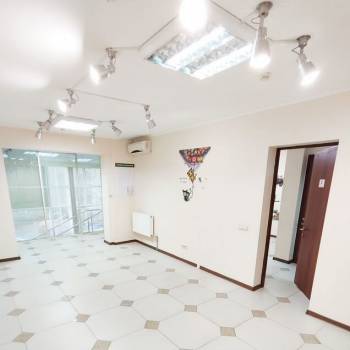 Сдается Нежилое помещение, 70 м²