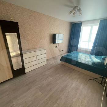 Продается 1-комнатная квартира, 39 м²