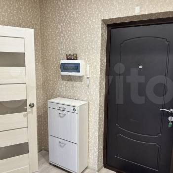 Продается 1-комнатная квартира, 39 м²