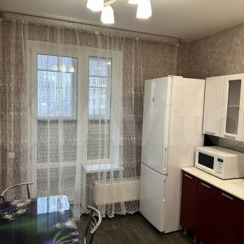 Продается 1-комнатная квартира, 39 м²