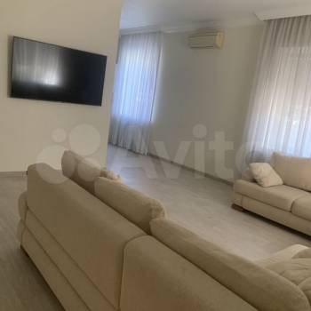 Продается Дом, 290 м²