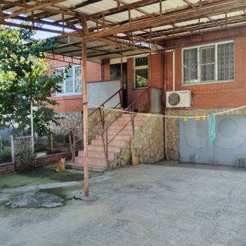 Продается Дом, 195 м²