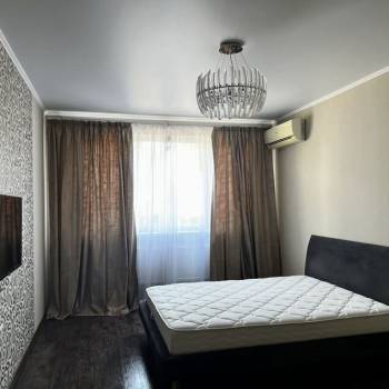 Продается 1-комнатная квартира, 40 м²