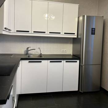 Продается 1-комнатная квартира, 40 м²