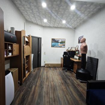 Продается 1-комнатная квартира, 37,3 м²