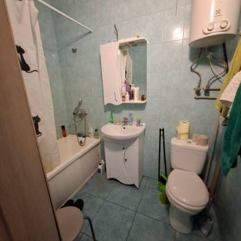 Продается 1-комнатная квартира, 32,9 м²