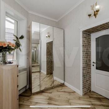 Продается Дом, 180 м²