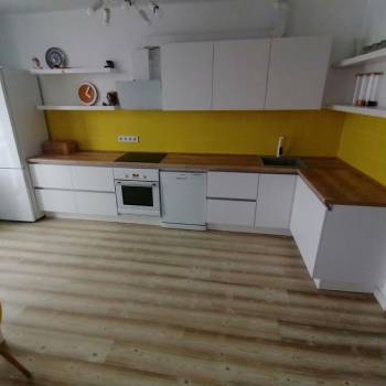 Сдается Многокомнатная квартира, 79 м²