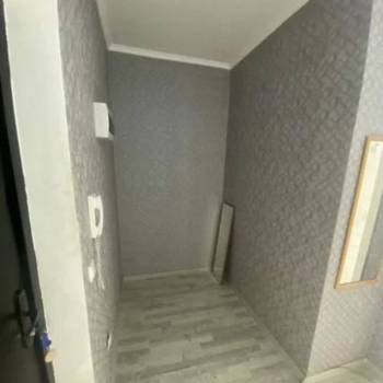 Продается 1-комнатная квартира, 42 м²