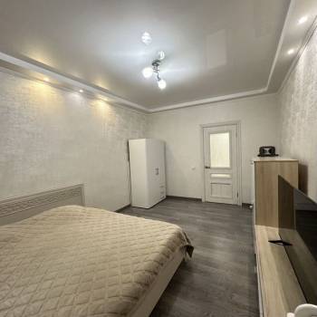 Продается 1-комнатная квартира, 39 м²