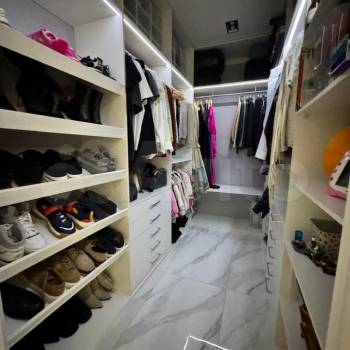 Продается 3-х комнатная квартира, 110 м²