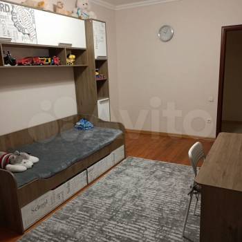 Продается Многокомнатная квартира, 120 м²
