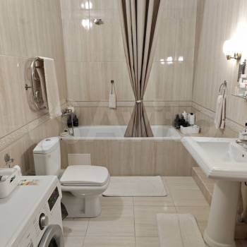 Продается Многокомнатная квартира, 120 м²