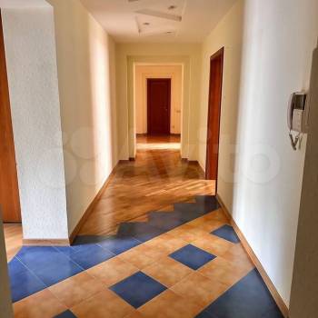 Продается Многокомнатная квартира, 234 м²