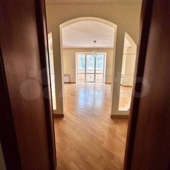 Продается Многокомнатная квартира, 234 м²