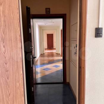 Продается Многокомнатная квартира, 234 м²