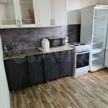 Продается 1-комнатная квартира, 38,1 м²