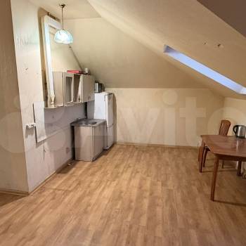 Продается 1-комнатная квартира, 60 м²