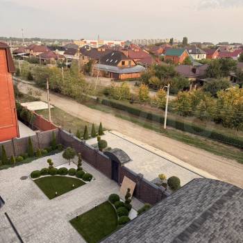 Продается 1-комнатная квартира, 60 м²