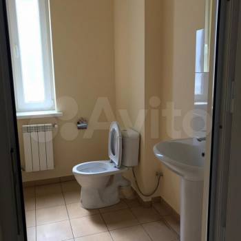 Сдается Нежилое помещение, 145 м²