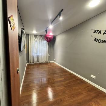 Продается 3-х комнатная квартира, 57,6 м²