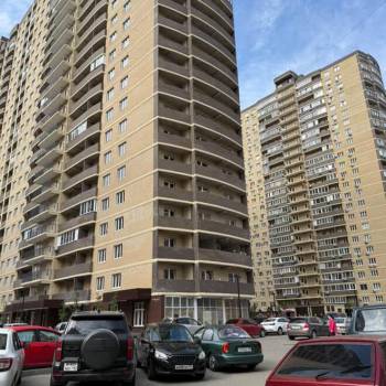 Сдается 2-х комнатная квартира, 60 м²