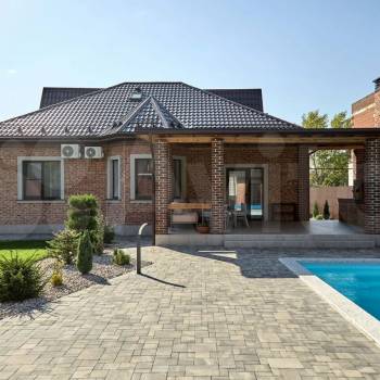 Продается Дом, 180 м²