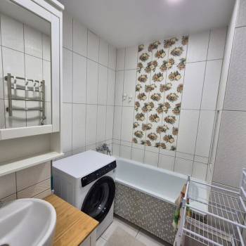 Продается 3-х комнатная квартира, 93,3 м²