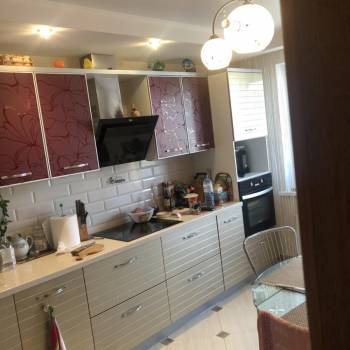 Продается 3-х комнатная квартира, 74 м²