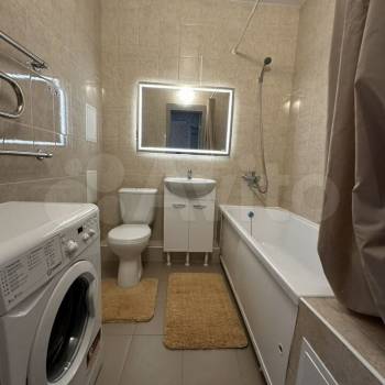 Сдается 1-комнатная квартира, 38 м²