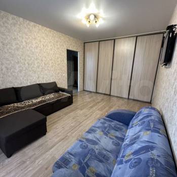 Сдается 1-комнатная квартира, 38 м²