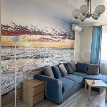 Сдается 1-комнатная квартира, 42 м²