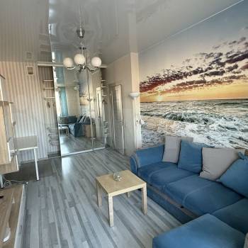 Сдается 1-комнатная квартира, 42 м²