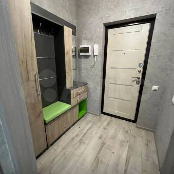 Продается 1-комнатная квартира, 32 м²