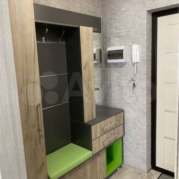 Продается 1-комнатная квартира, 32 м²