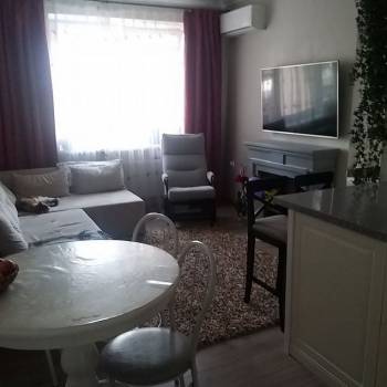 Продается 2-х комнатная квартира, 70 м²