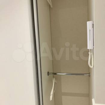 Продается 1-комнатная квартира, 32 м²