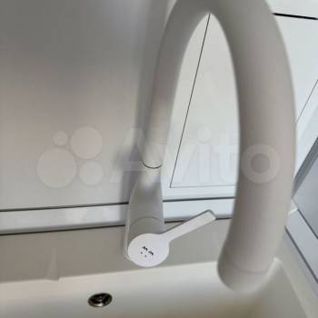 Продается 1-комнатная квартира, 32 м²