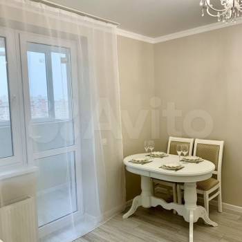Продается 1-комнатная квартира, 32 м²