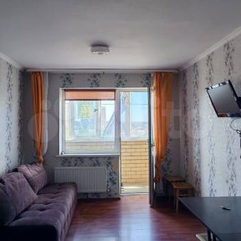 Продается 1-комнатная квартира, 49,9 м²