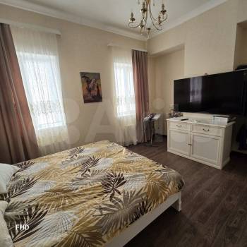 Продается Многокомнатная квартира, 115 м²