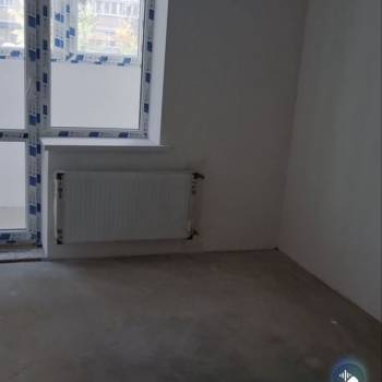 Продается 1-комнатная квартира, 42 м²